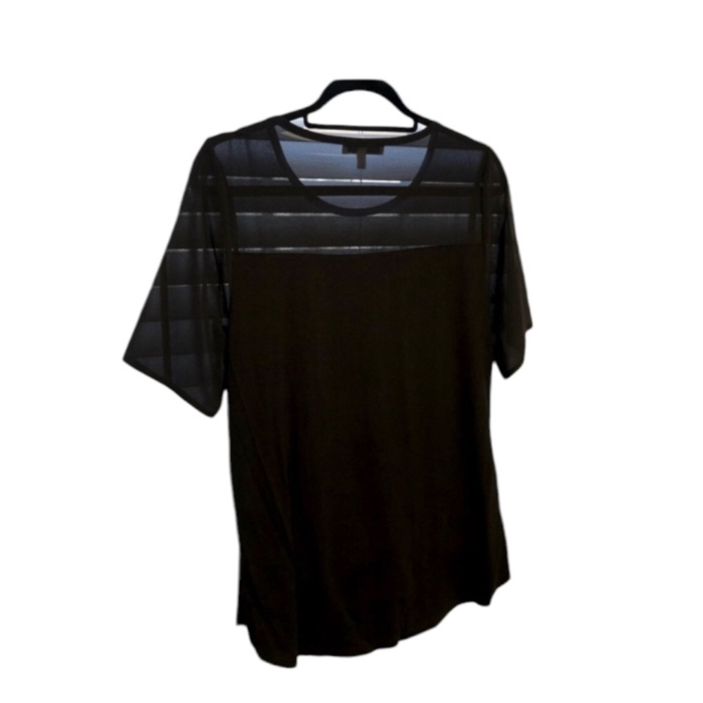 Chaus New York • Sheer Short sleeve Top